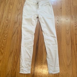 Mel rose and market white stretchy jeans.